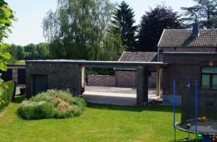 Création d'un garage avec abri de jardin